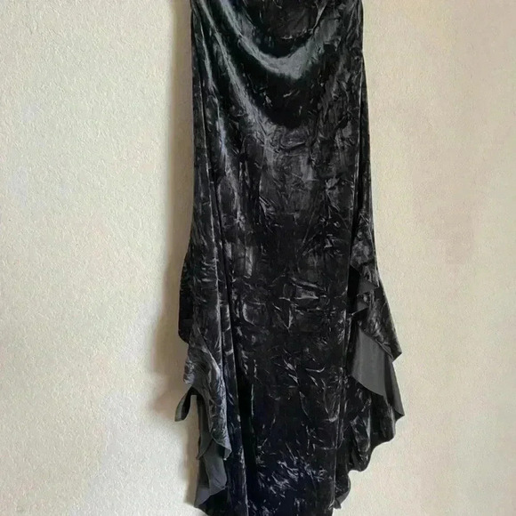 Silence + Noise Luna Velvet Strapless Ruffle Asymmetrical Goth Midi Dress S - Picture 11 of 14